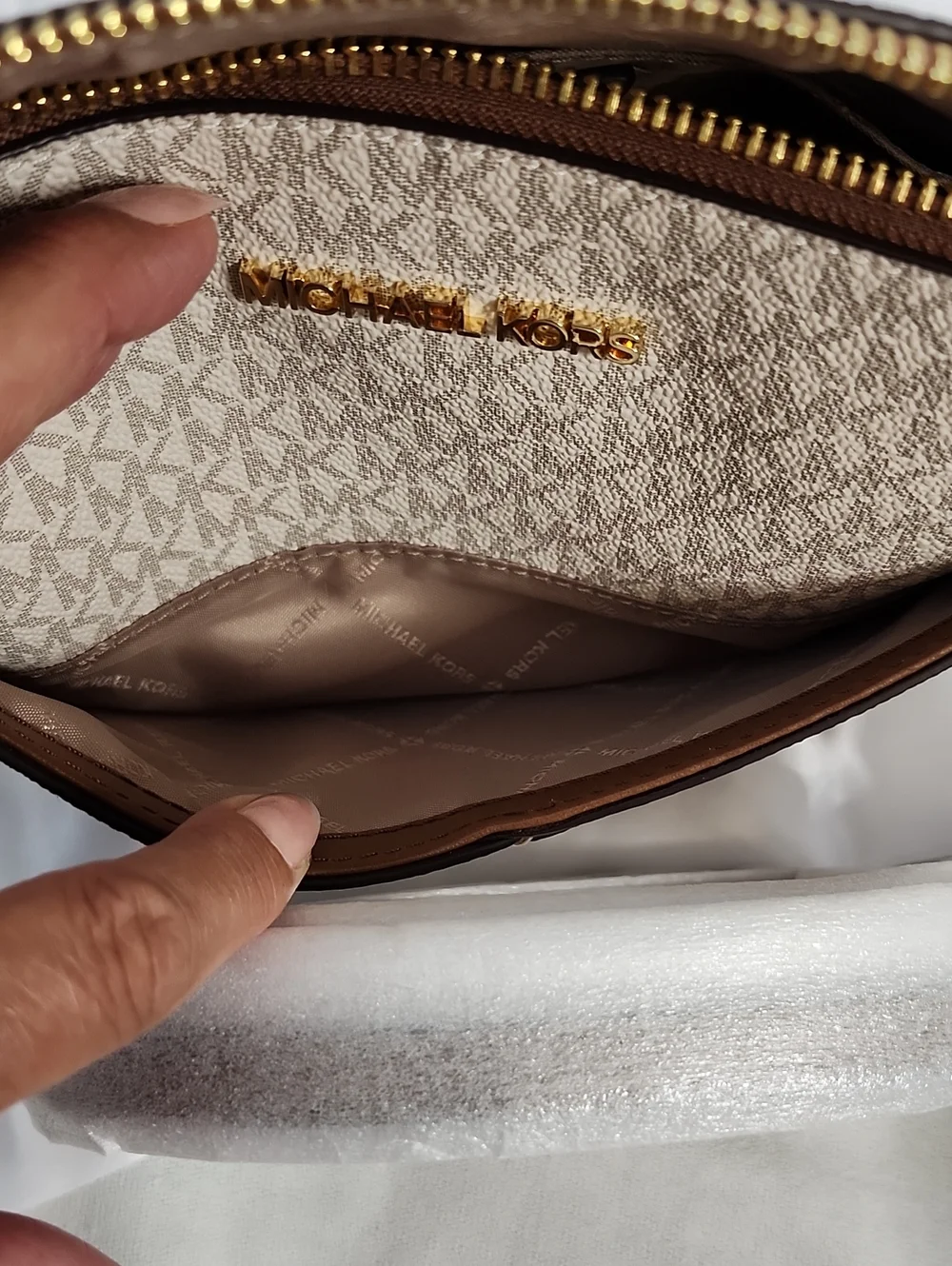 Michael Kors Camel Multi MD Dome Crossbody Bag w/ Coordinating Snap Wallet Set